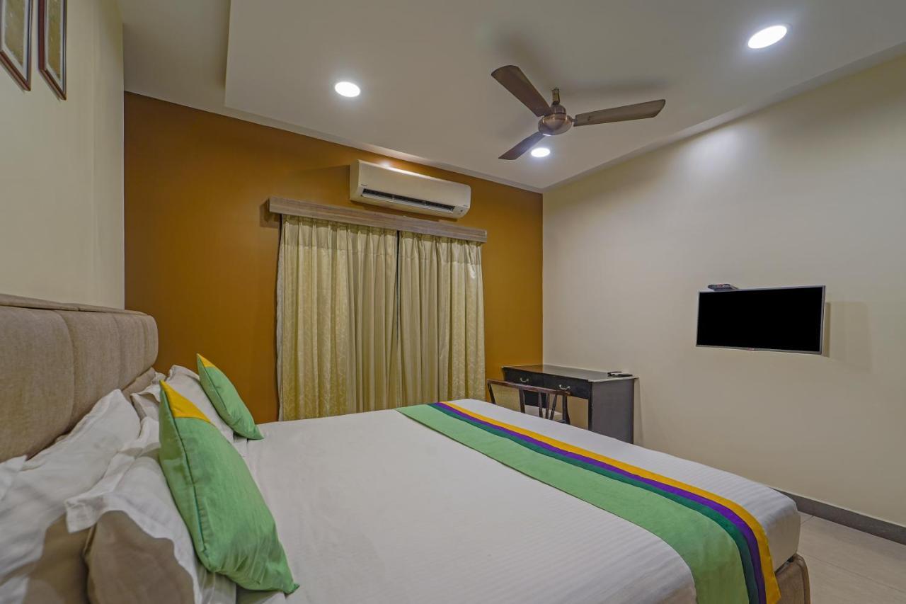 Treebo Elan Hotel Chennai Exterior photo